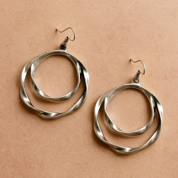 Çift Halka Şekilli Kadın Küpe Çift Adet Gümüş Kaplama El Yapımı Küpe - Resim 2