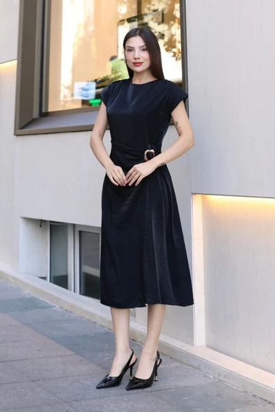Toka ve Drape Detaylı Soft Saten Midi Elbise 6042-Siyah - 5