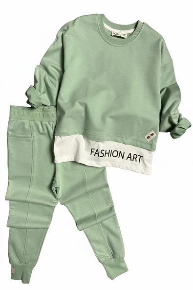 Yazı Detaylı Tarz Yeşil Renk Kız Çocuk Takım - Resim 5