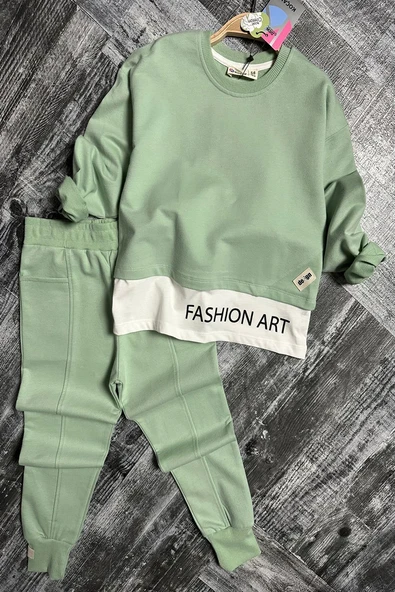 Yazı Detaylı Tarz Yeşil Renk Kız Çocuk Takım - Resim 6