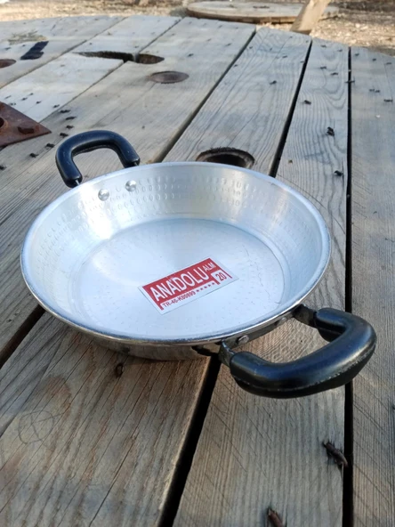 Aulminyum lüks kulplu tava. ürün görseli