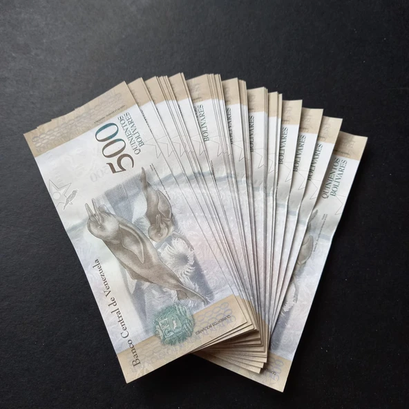 Escoines Koleksiyon 3996368f57598f2daf 2017 Venezuela 500 Bolivar ÇİL Deste eski yabancı kağıt para - Resim 2