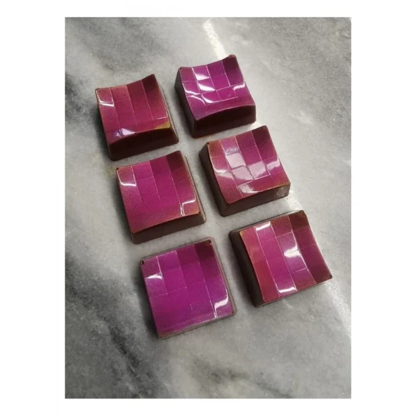 Polikarbon Kare Pralin Çikolata Kalıbı 10 gr | Cm-3729 - Resim 2