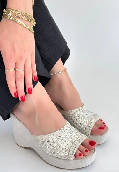 Moka Bej Triko Dolgu Topuk Terlik ürün görseli