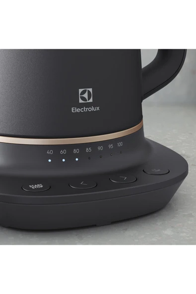 Electrolux Explore 7 E7K1-6BP 2400 W 1,7 L Sıcaklık Ayarlı Su Isıtıcısı - Resim 5