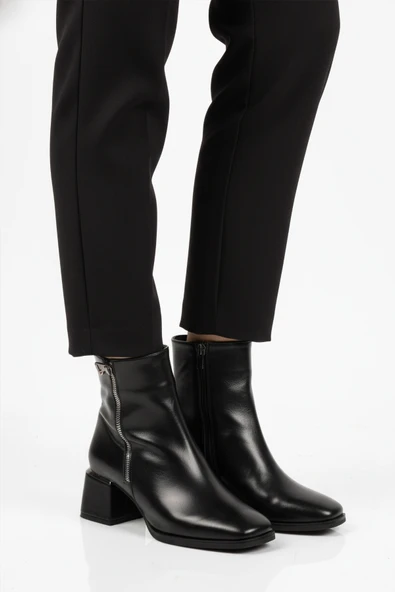 Pierre Cardin Siyah Parlak İçi Polarlı Fermuarlı Kadın Topuklu Bot