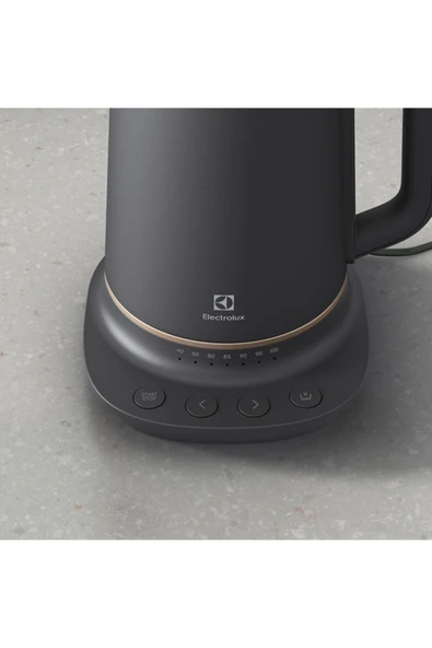 Electrolux Explore 7 E7K1-6BP 2400 W 1,7 L Sıcaklık Ayarlı Su Isıtıcısı - Resim 4