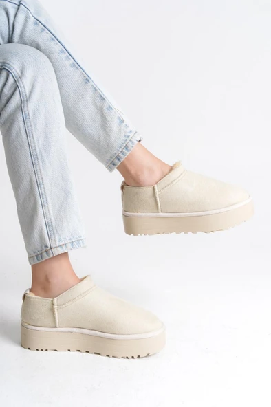 Pabucmarketi Bej Süet Kürklü Kadın Düz Bootie - 4