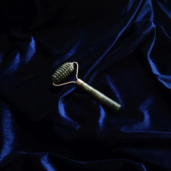 Orijinal Yeşim Düz Roller Yüz Masaj Taşı Tırtıklı Roller - Resim 3