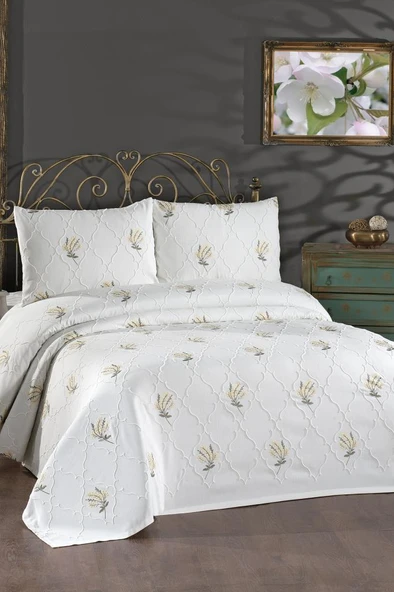 Bukata Nakışlı Şönil 3 Parça Çift Kişilik Yatak Örtüsü ürün görseli