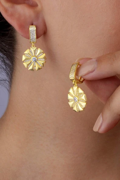 Gümüş Pazarım Altın kaplama Özel Tasarım 925 Ayar Gümüş Küpe