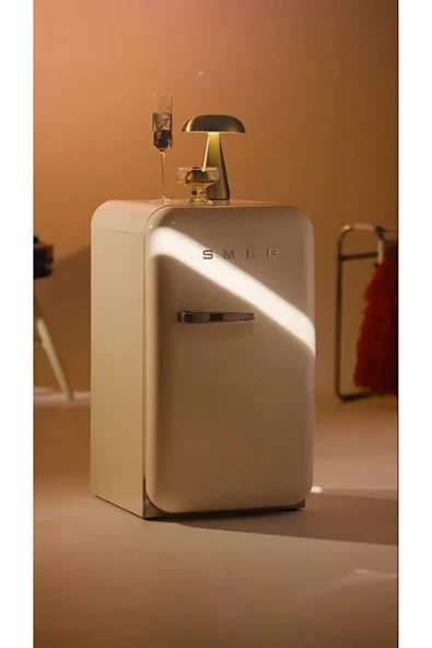 Smeg FAB5RCR5 Retro Krem Büro Tipi Mini Buzdolabı