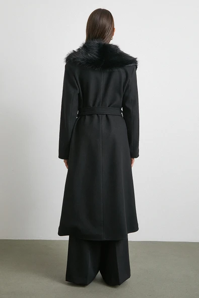 Kürk Yaka Kuşaklı Kaşe Kaban Siyah - Resim 6