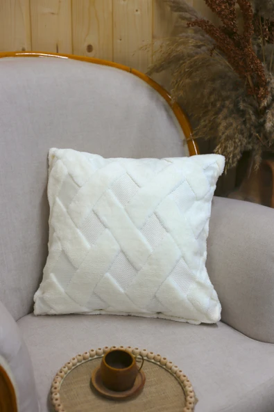 Cross | Welsoft Jakarlı Dekoratif Kırlent Kılıfı 43x43 - ZTCROSS EKRU