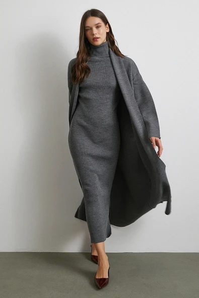 Uzun Elbiseli Hırka Triko Takım Gri ürün görseli