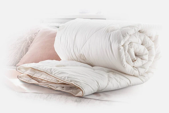 BELLA HOME ÇİFT KİŞİLİK YÜN YORGAN