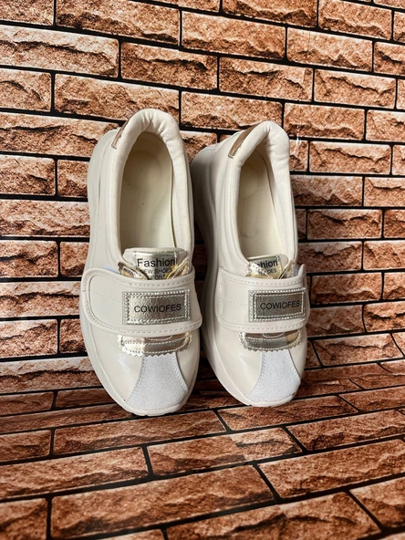 GÜNLÜK ORTOPEDİK TABAN CIRTLI KREM KADIN BABET - Resim 3