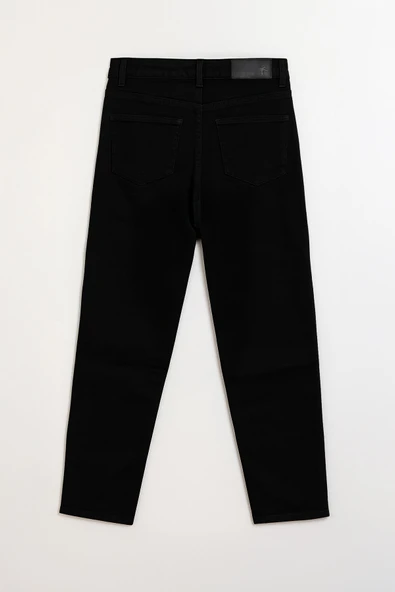 Kadın Yüksek Bel Mom Fit Siyah Jean Pantolon - 3