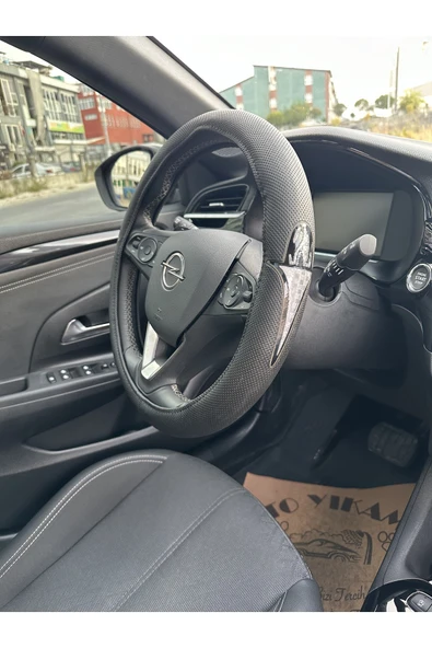 Geçmeli Direksiyon Kılıfı Fosforlu Ok İşareti Gümüş