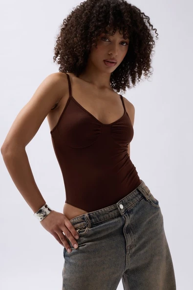 Önü Büzgülü Askılı Bodysuit - Resim 3