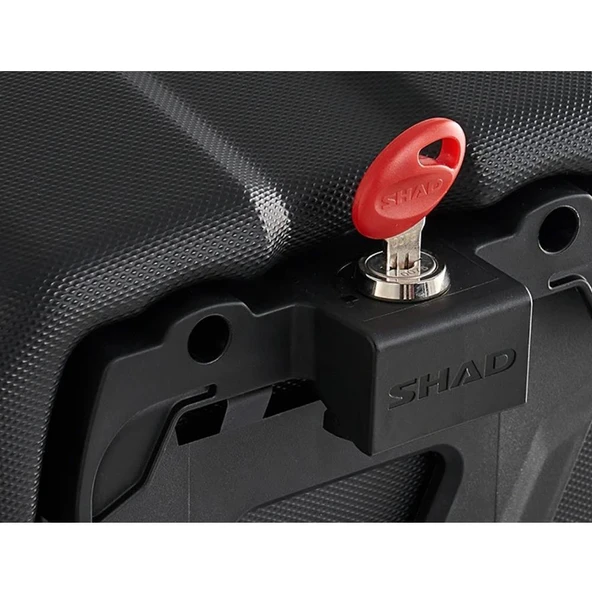 Shad Sert Kabuk Motosiklet Heybe Yan Çanta 30L X0SE48SR - Resim 12