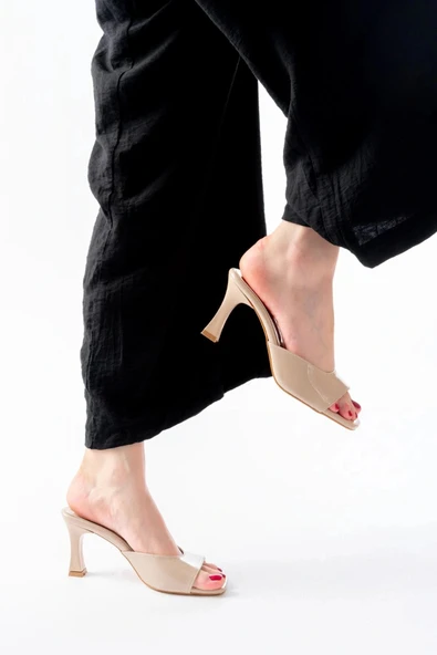 S-617 Bej Rugan Günlük Topuklu Kadın Terlik - Resim 2