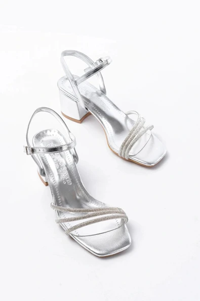 S-889  Gümüş 3 Bantlı Topuklu Kadın Ayakkabı - Resim 3