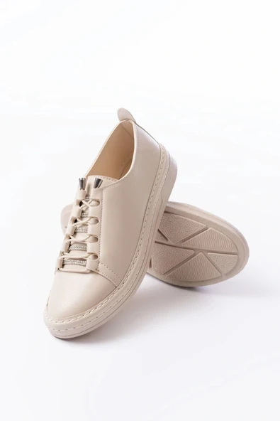 MK-9026 Bej Bağcıklı  Taş Aksesuarlı Günlük Spor Ayakkabı ürün görseli 1