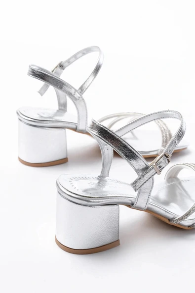 S-889  Gümüş 3 Bantlı Topuklu Kadın Ayakkabı - Resim 5