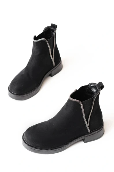 02-02 Siyah Süet Taş Aksesuarlı Lastikli Günlük Kadın Bot - Resim 4