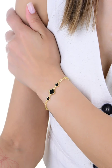 Gümüş altın yaldızlı onix taşlı ataç zincir detaylı çift zincirli yonca bileklik SGTL12929GOLD ürün görseli