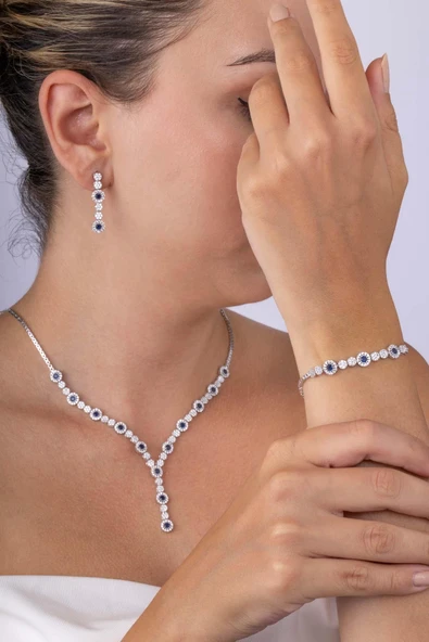 Gümüş Pazarım Safir Taşlı Su Yolu Pırlanta Montür Rodyum Kaplama Gümüş Düğün Seti ürün görseli