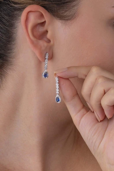 Gümüş Pazarım Safir Taşlı Damla Motifli Rodyum Kaplama Gümüş Küpe ürün görseli 1