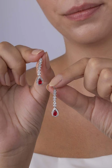 Gümüş Pazarım Yakut Taşlı Damla Motifli Rodyum Kaplama Gümüş Küpe