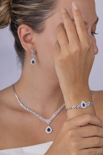 Gümüş Pazarım Hürrem Sultan Modeli Safir Taşllı Damla Motifli 925 Ayar Gümüş Set