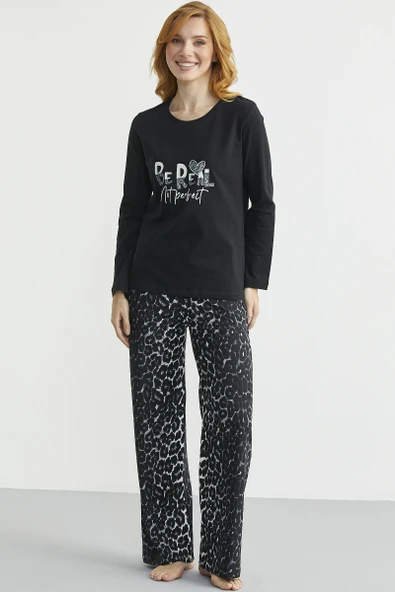 Yumuşak Dokulu Leopar Kombinli Rahat Takım - Siyah ürün görseli