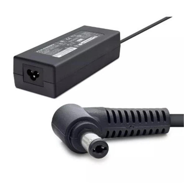HADRON HD8800 NOTEBOOK ADAPTÖRÜ 19V 6.32A 5.5-2.5 TOSHIBA ürün görseli