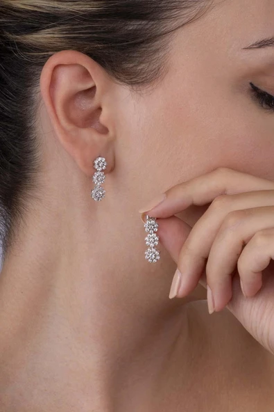 Gümüş Pazarım Papatya Montürlü Rodyum Kaplama 925 Ayar Gümüş Küpe ürün görseli 1