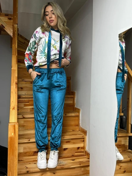 Kadın Kadife Kumaş Uzun Kollu Kapüşon Detay çiçek Baskılı Sweat Ve Pantolon Ikili Takım - Resim 3