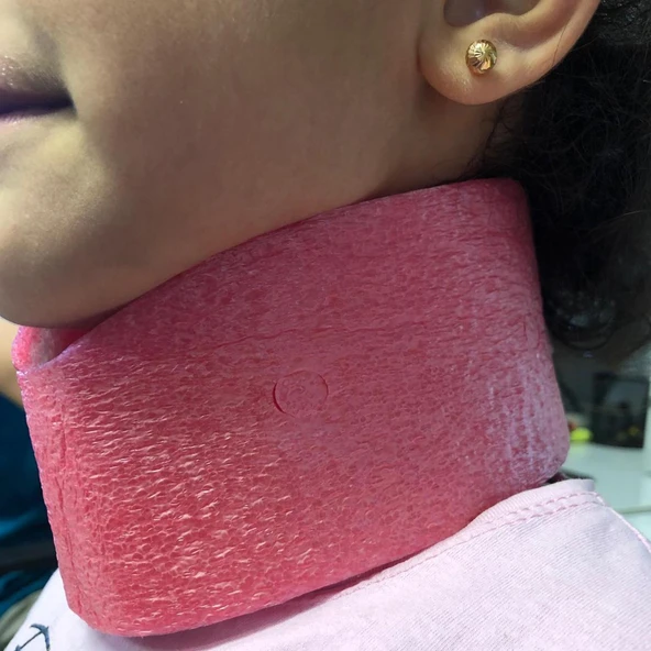 37 Parça İlk Yardım Çantası Hayati Acil Müdahele Seti Oto Ecza Dolabı Kiti Kaza Yara Yaralanma Band - Resim 2