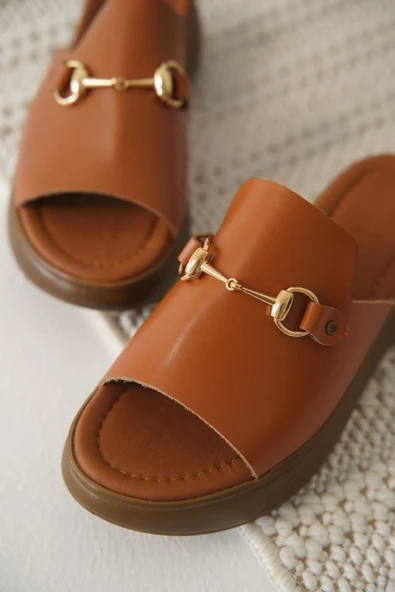 Nelly Taba Hakiki Deri Terlik - Resim 4