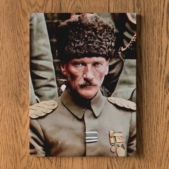 Atatürk Tablosu - Atatürk Kalpak ve Üniforma