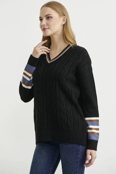 V Yaka Saç Örgülü Triko Kazak - Siyah - Resim 4