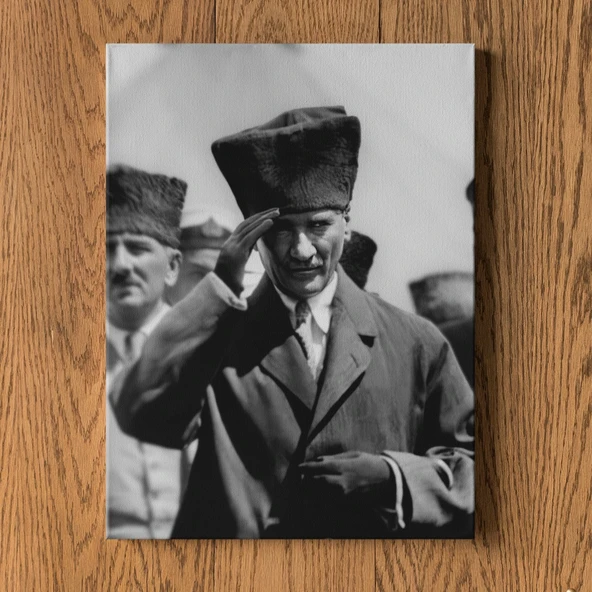 Atatürk Tablosu - Atatürk Kalpak ve Selamı