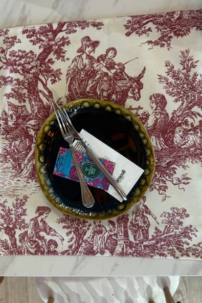 Toile de Jouy | %100 Pamuk 6’lı Amerikan Servis Seti 37x42 cm - ZT300 Kırmızı - 4