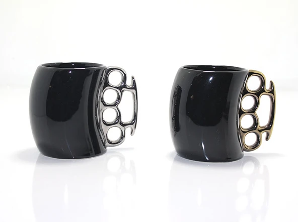 Porselen Muşta Tasarımlı Kupa Bardak ürün görseli