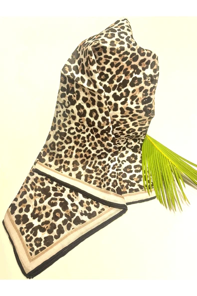 Monalisa Home Lüks Figürlü Gösterişli Eşarp ürün görseli