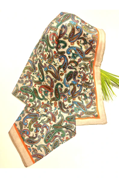 Monalisa Home Lüks Figürlü Gösterişli Eşarp ürün görseli