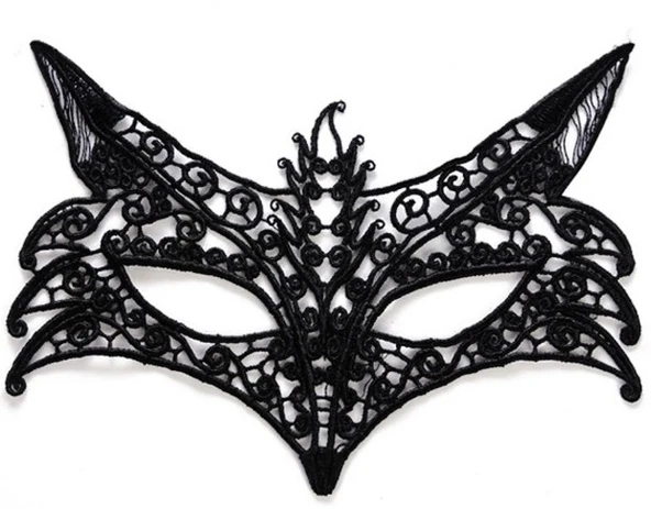 Siyah Renk Dantel İşlemeli Örgü Parti Maskesi ürün görseli