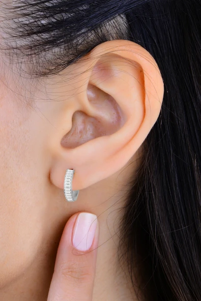 Gümüş rodyumlu baget kesim zirkon taşlı halka küpe SGTL12996RODAJ ürün görseli